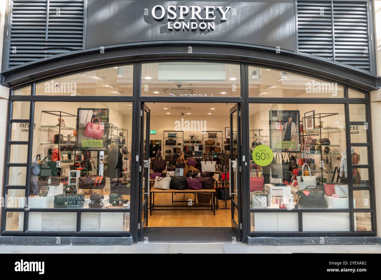 Designer brand outlet uk deals