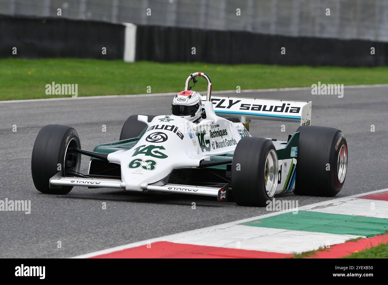 Williams FW07