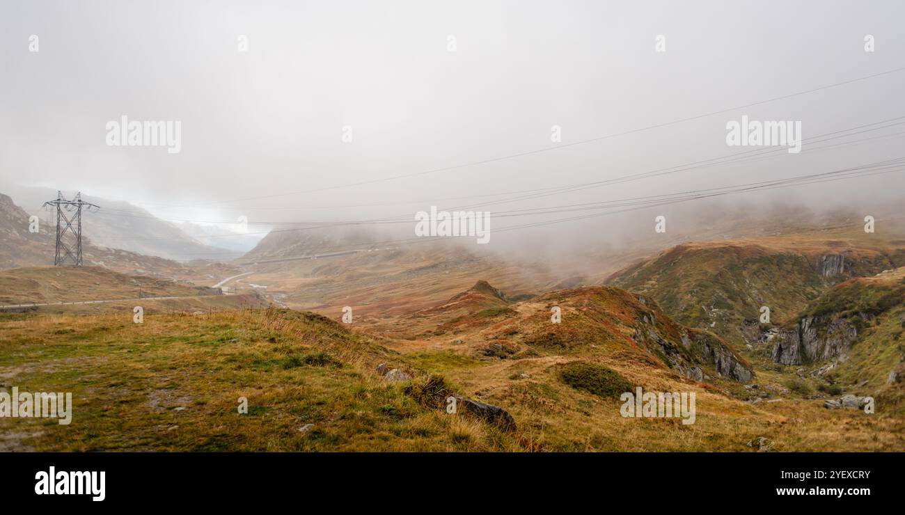 Rugged summit rocks hi-res stock photography and images - Alamy