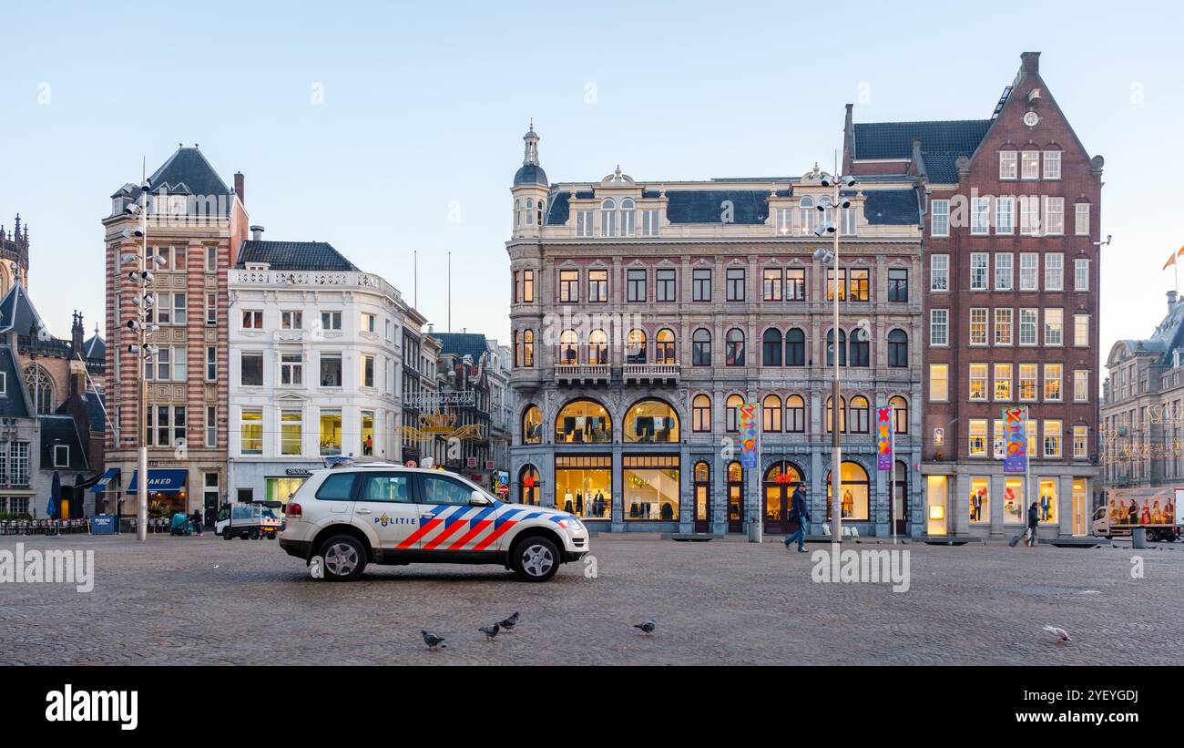 Amsterdam 23 October 2024, Amsterdam comes alive with warm colors. A ...