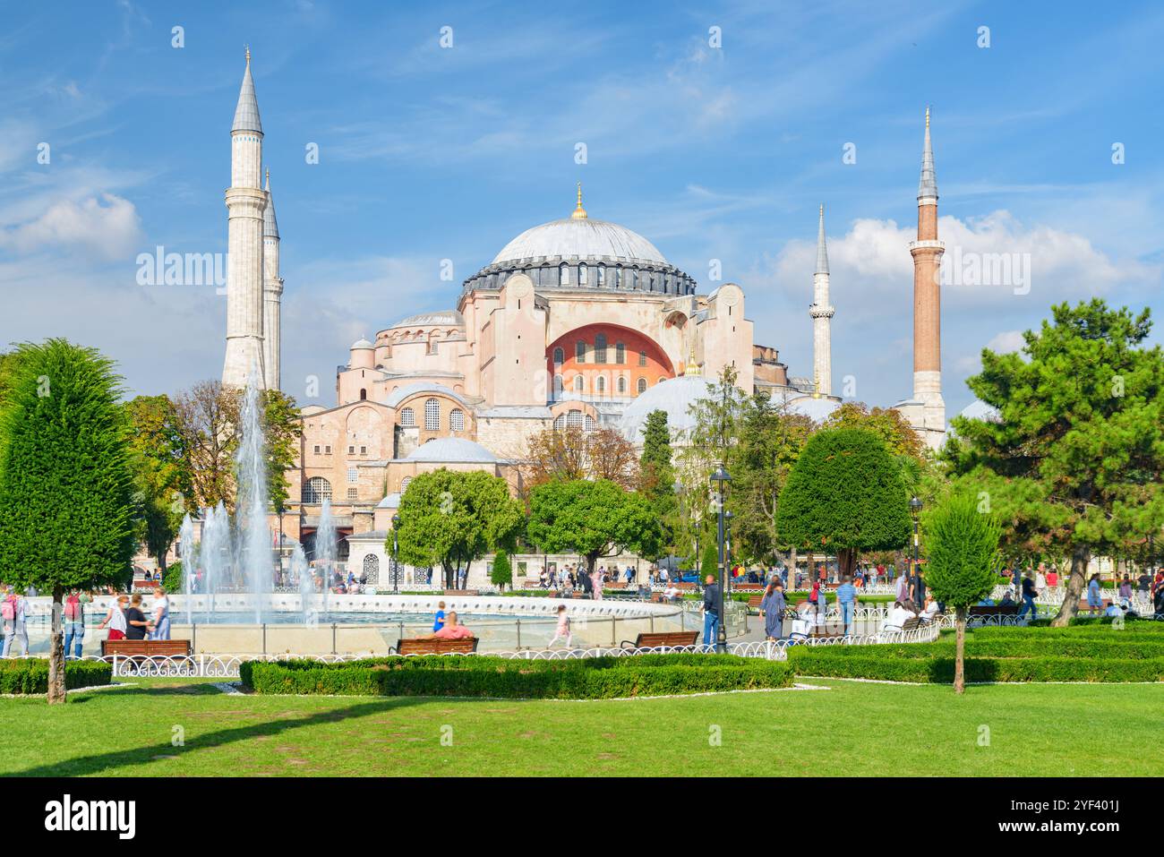 Fountain at the Sultanahmet Square and the Hagia Sophia Stock Photo - Alamy