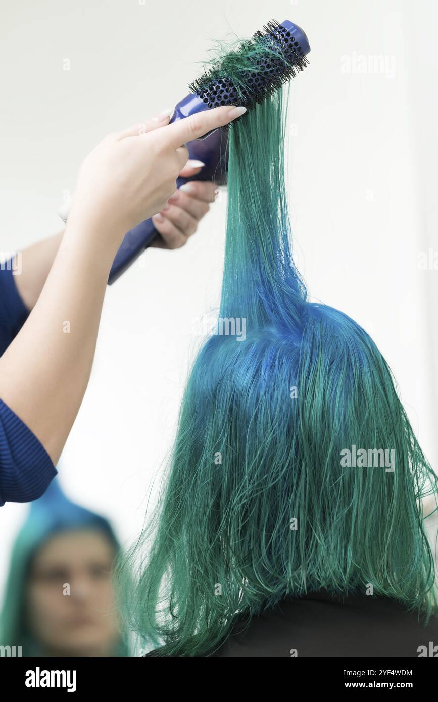 Dyeing roots hi-res stock photography and images - Alamy