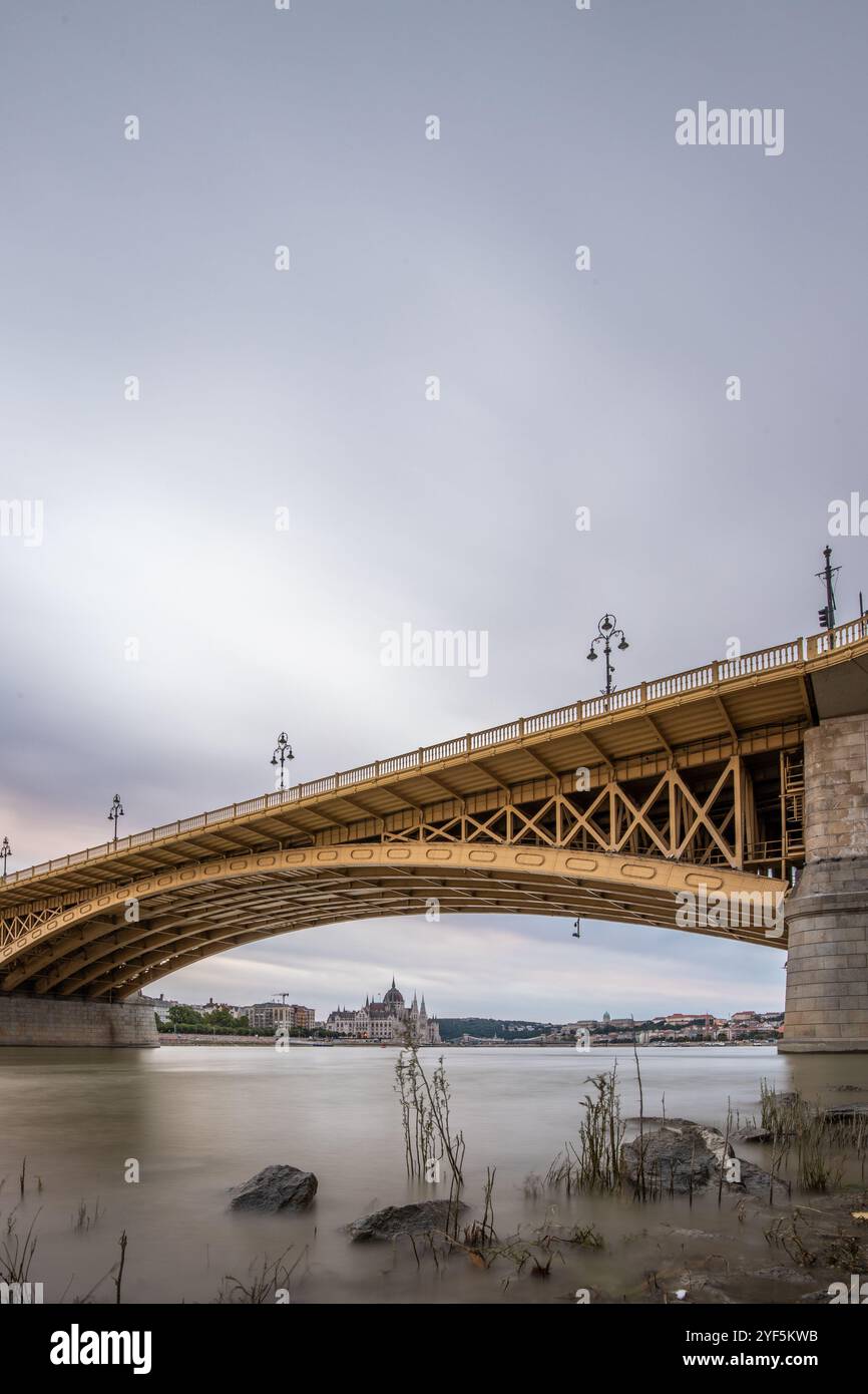 Sunset on margaret bridge hi-res stock photography and images - Alamy