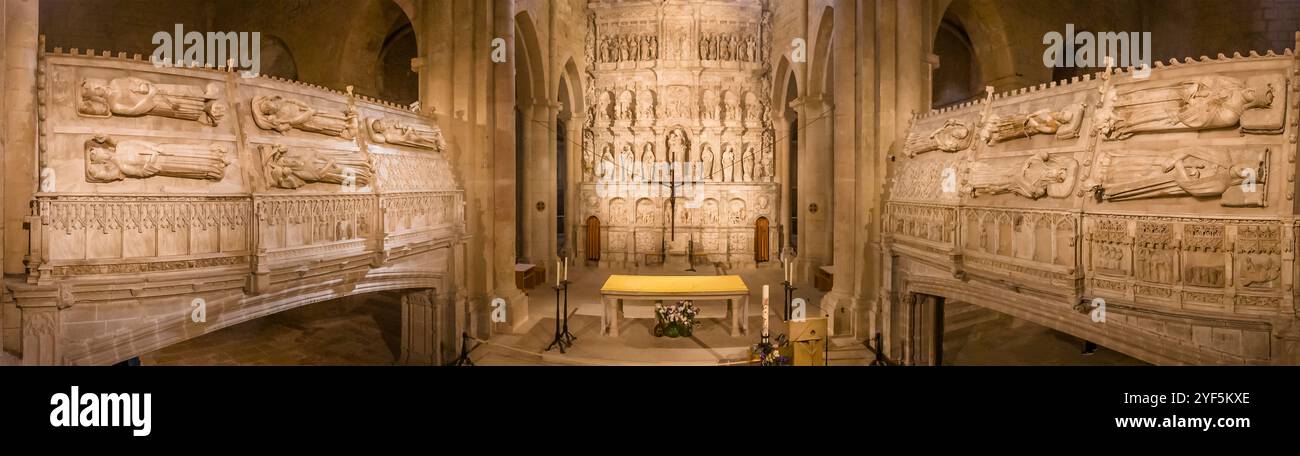 Medieval masterpiece altar hi-res stock photography and images - Alamy