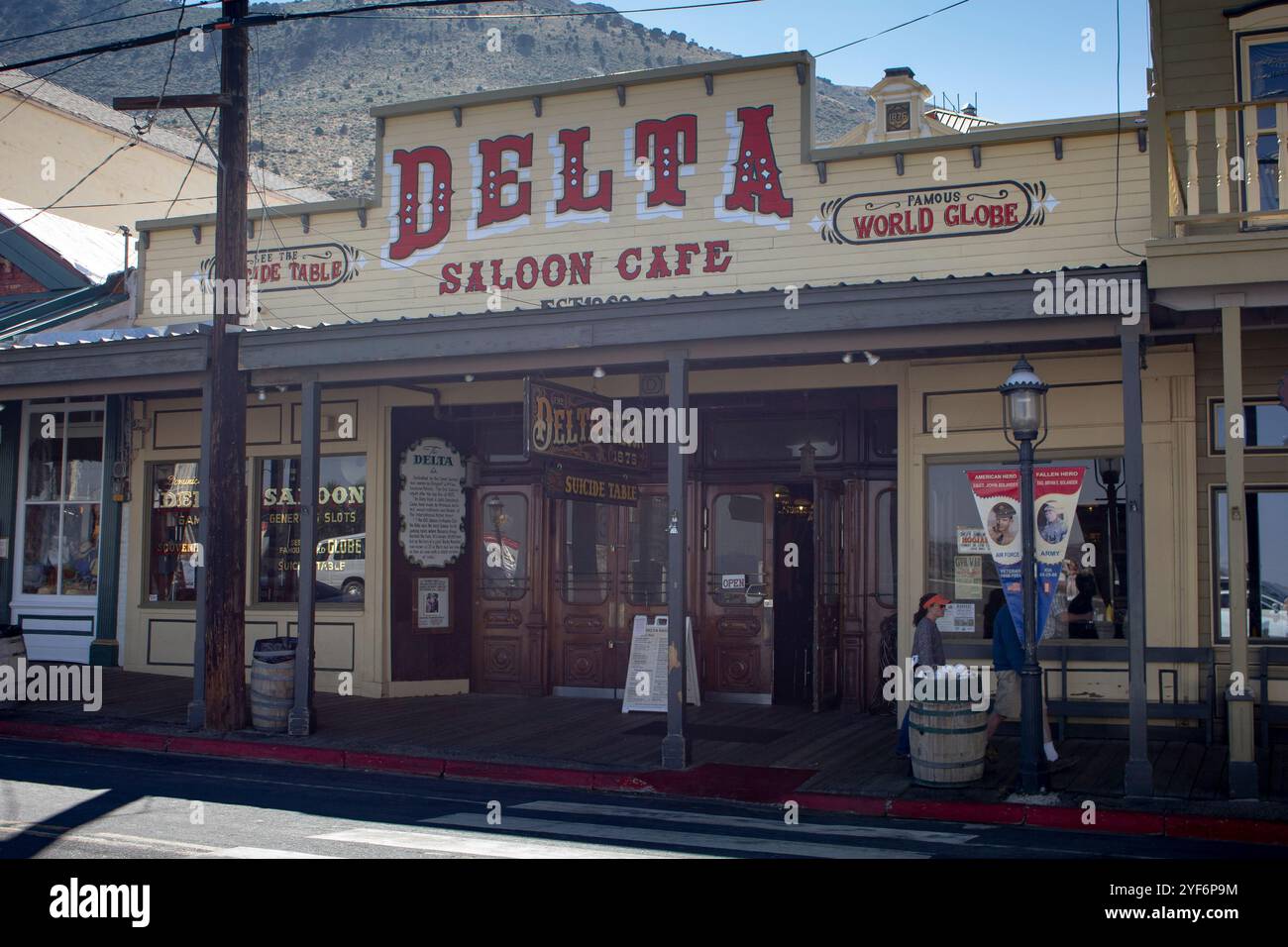 T-shirt Vintage Delta Saloon Suicide Table – Années 80 – Nevada Wild West
