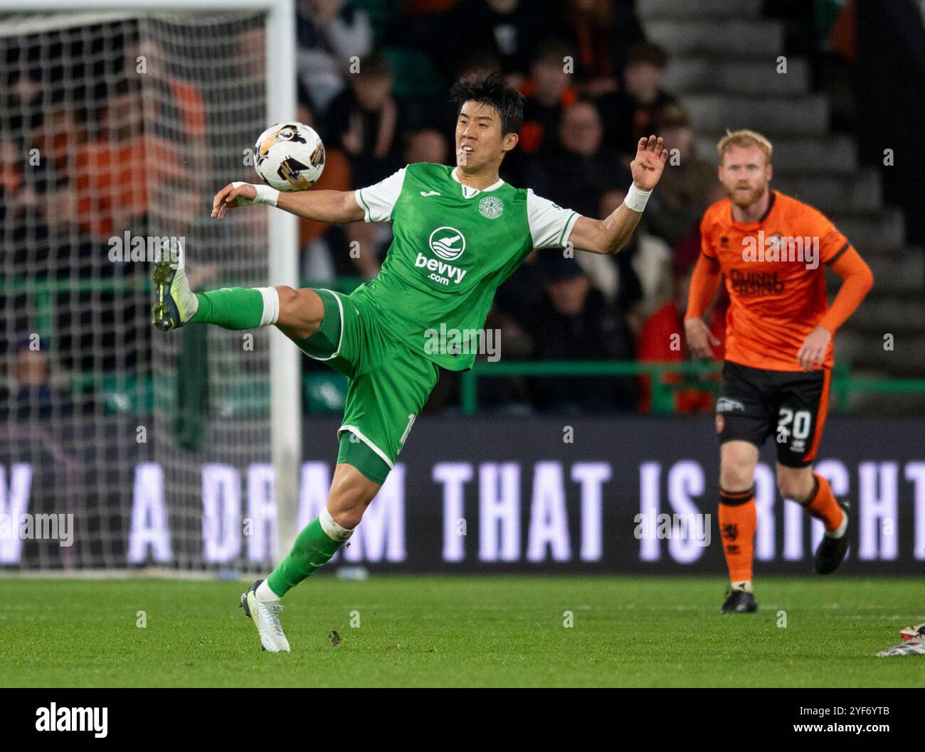 Edinburgh, UK. 03rd Nov, 2024. Scottish Premiership - Hibernian FC v Dundee Utd FC 27/10/20/24 Hibs' midfielder, Kwon Hyeok-kyu, gets the ball under control as Hibs take on Dundee Utd in the Scottish Premiership at Easter Road Stadium, Edinburgh, UK. Credit: Ian Jacobs/Alamy Live News Stock Photo