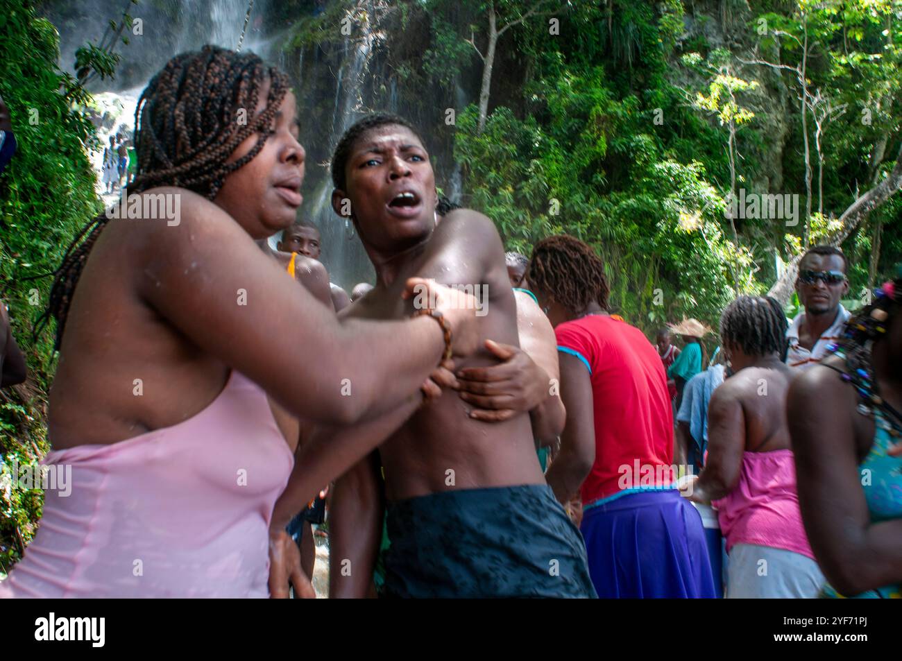 Voodoo ceremomy haiti hi-res stock photography and images - Alamy