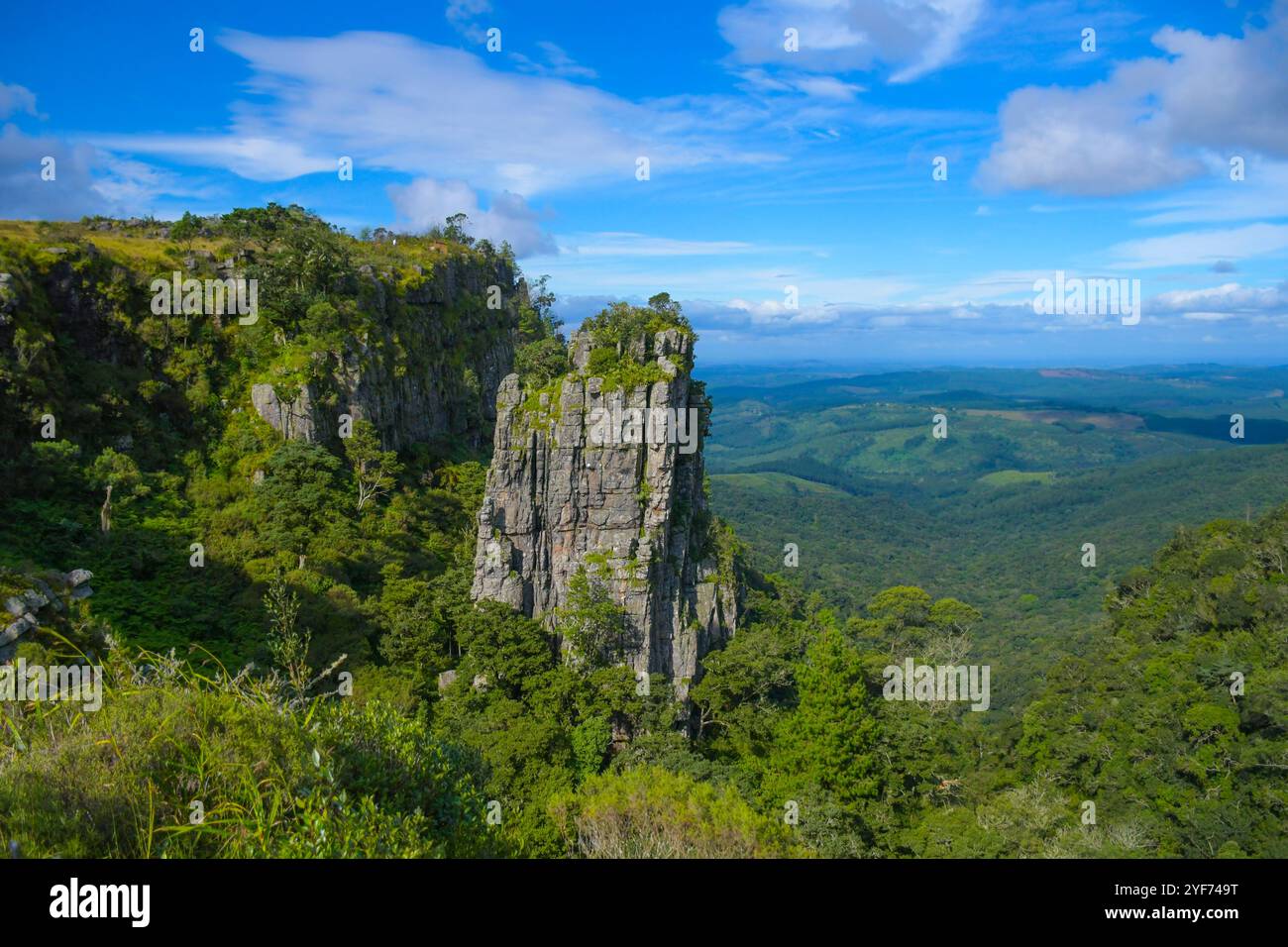 Pinnacle Roc Pinnacle rock a quartzite rock formation in Blyde Graskop south africa ...
