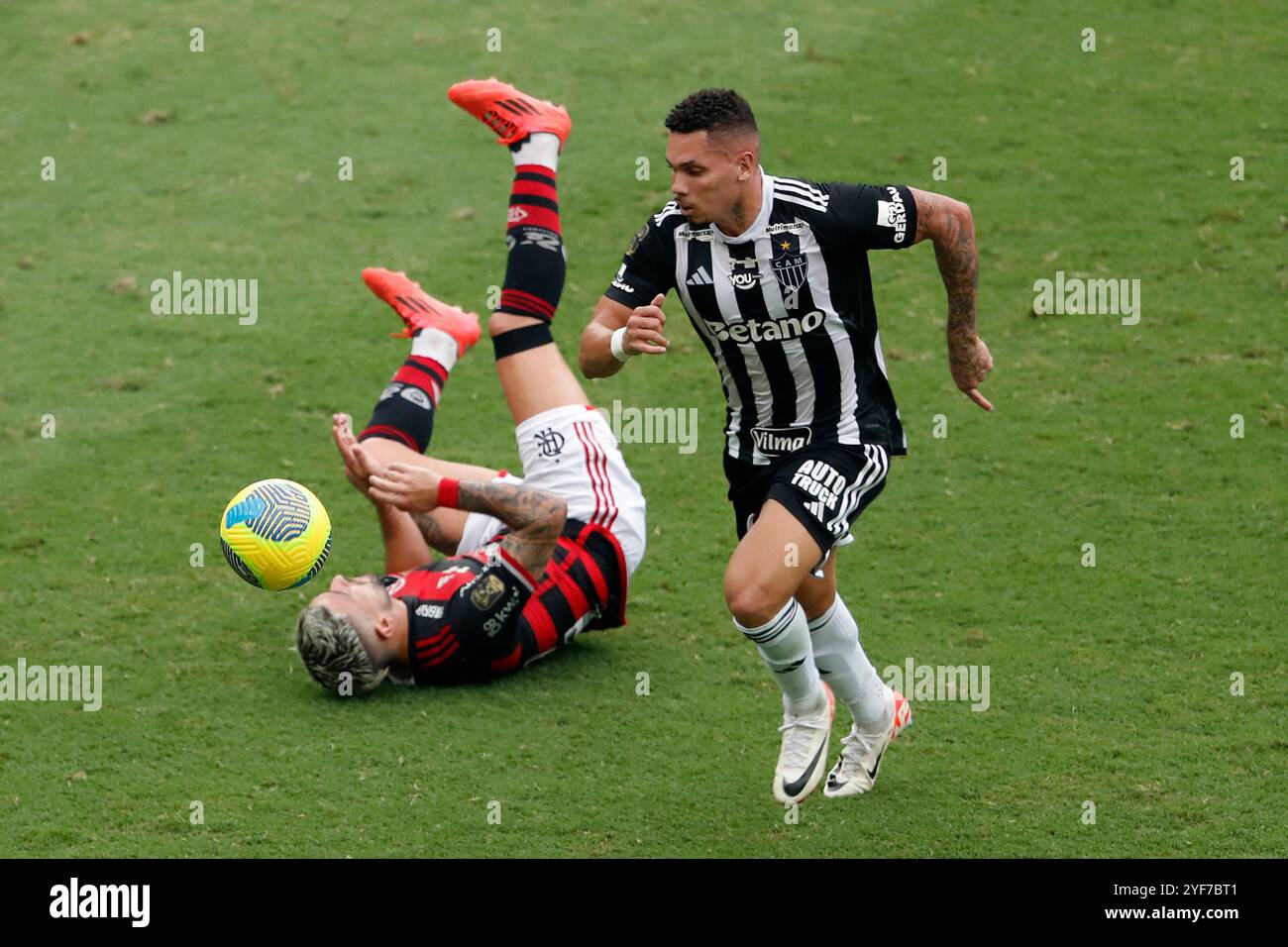Paulinho hi-res stock photography and images - Alamy
