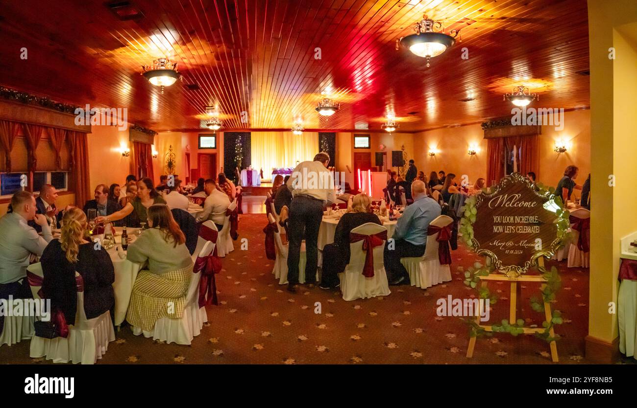 Wedding venue decorations hi-res stock photography and images - Alamy