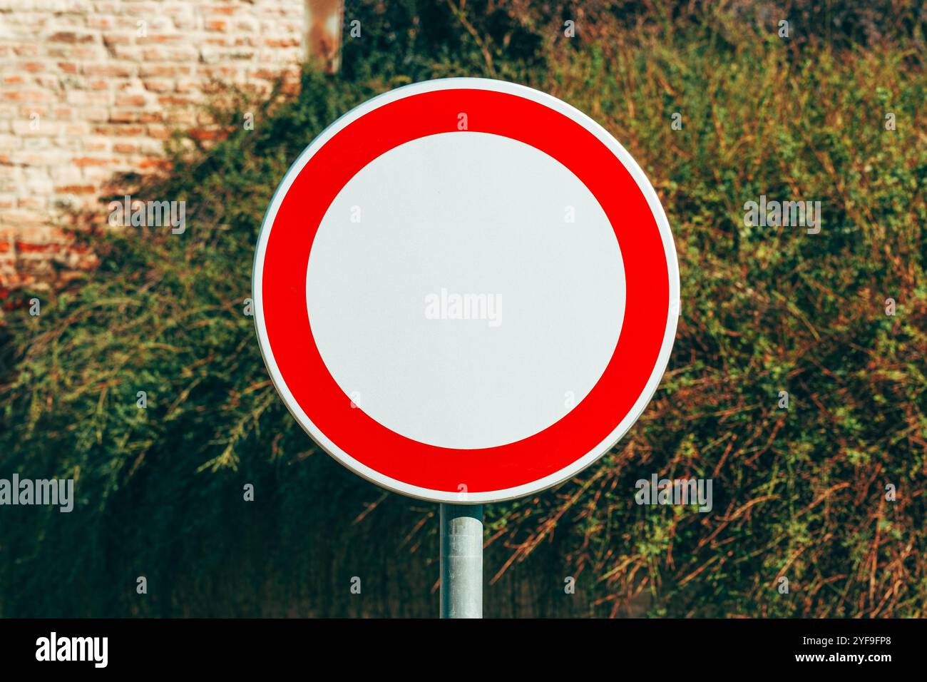 Traffic circle design hi-res stock photography and images - Alamy