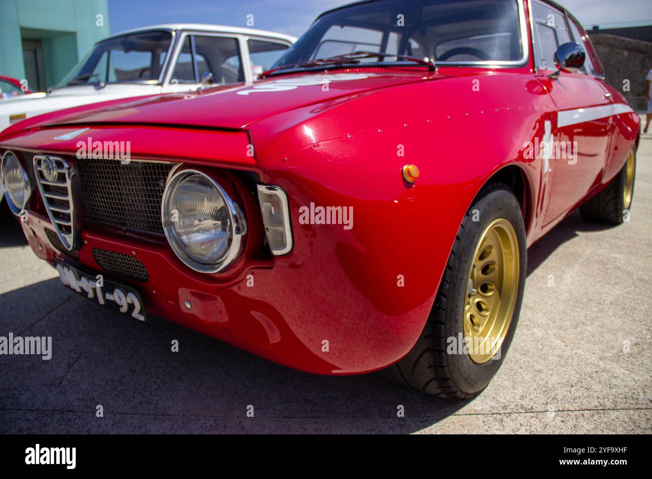 【ビンテージ】Alfa Romeo 灰皿(レッド) ビンテージ】Alfa Romeo 灰皿(レッド)