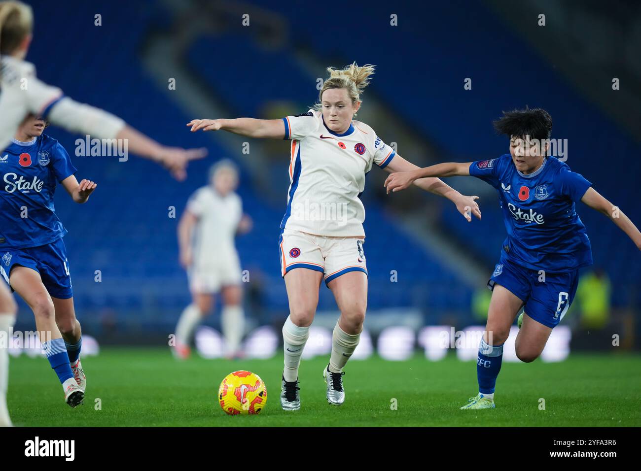 Everton FC v Chelsea FC- Barclays Women's Super League  LIVERPOOL, ENGLAND -   November 2nd   2024  Erin Cuthbert of Chelsea   during the Women's Super League match between Everton FC and Liverpool at Goodison Park on November 2nd  in Liverpool, United Kingdom. (Photo Alan Edwards) Stock Photo