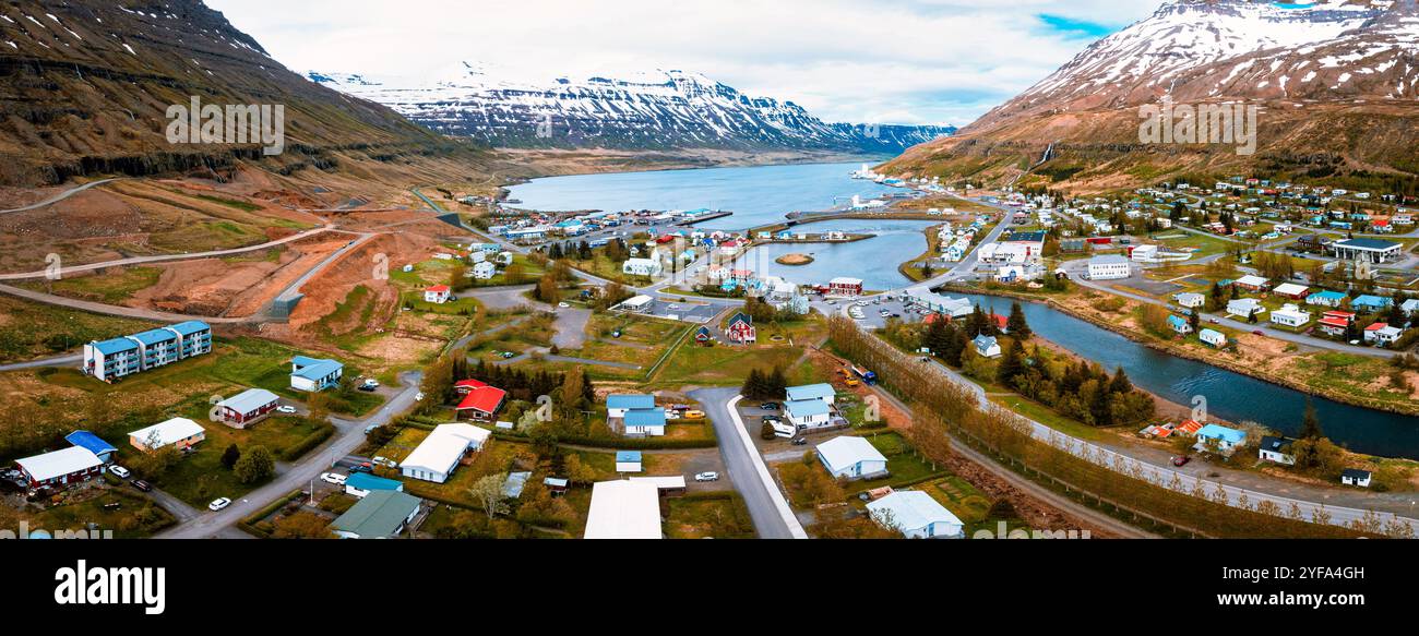 Aerial view small town nestled hi-res stock photography and images - Alamy