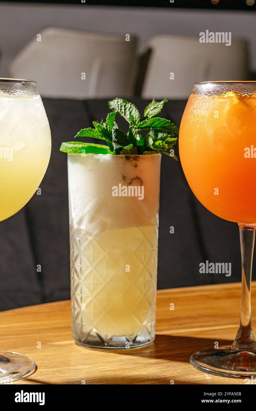 Table cocktails fruit on hi-res stock photography and images - Alamy