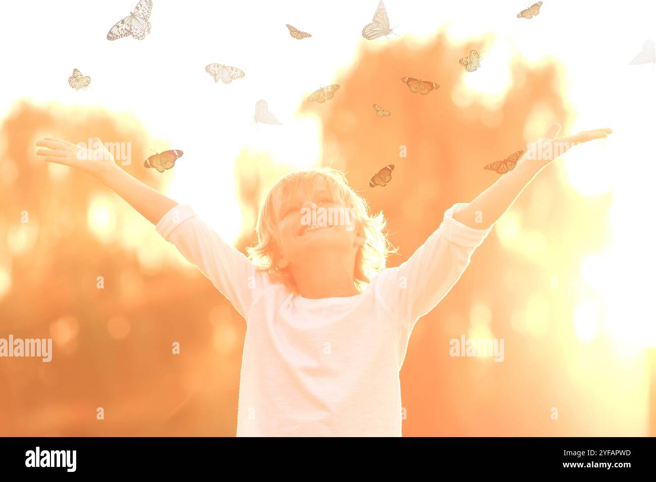 Happy child in nature hi-res stock photography and images - Alamy