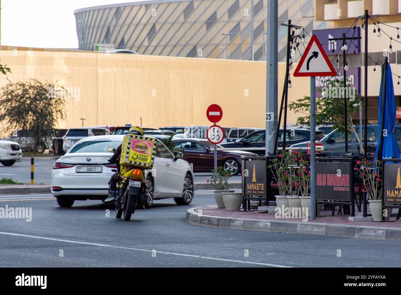 Noon Rider Car road yellow box hi-res stock photography and images - Alamy