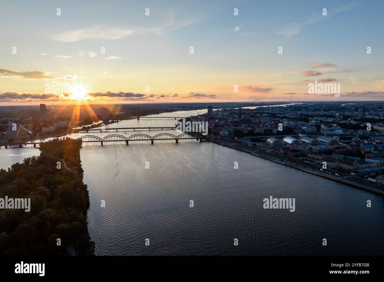 Multiple bridges hi-res stock photography and images - Alamy