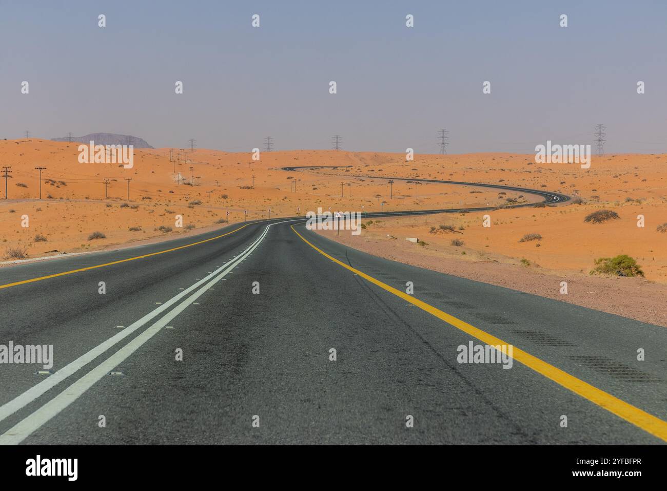 Desert highway near Ha'il, Saudi Arabia Stock Photo - Alamy