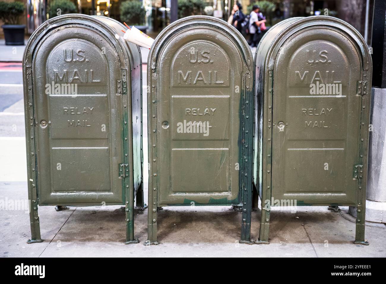 Daily delivery operations hi-res stock photography and images - Alamy