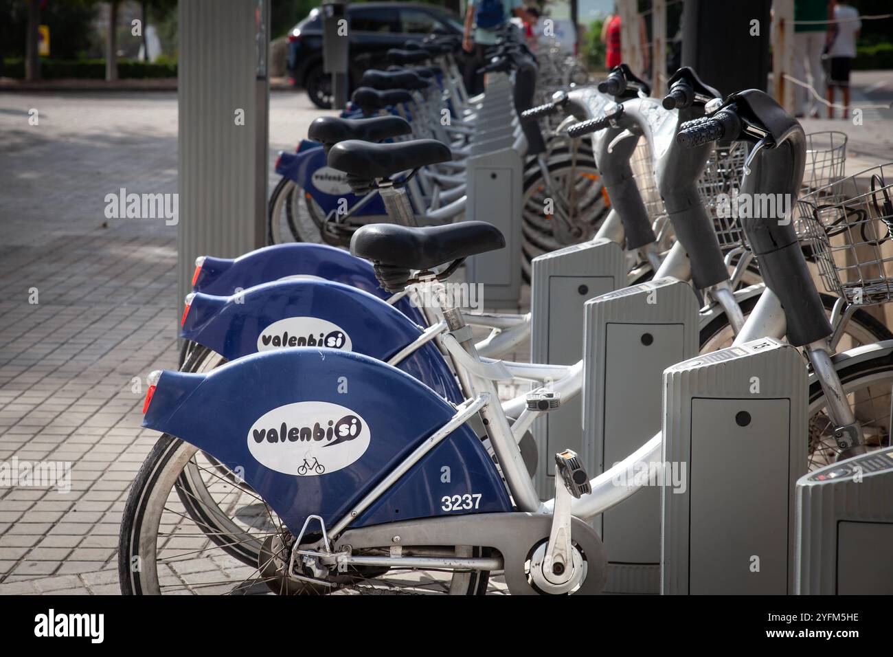 Valenbisi stations shop