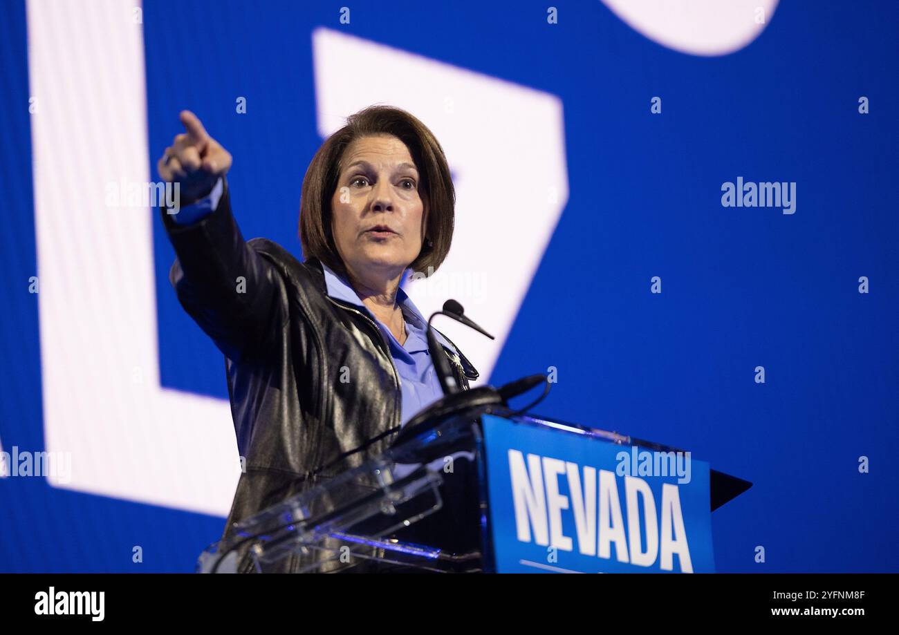 Catherine cortez masto nevada 2024 hi-res stock photography and images ...