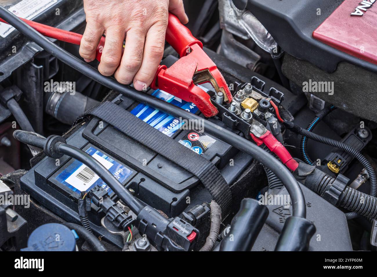 Auto Springt Trotz Starthilfe Nicht An