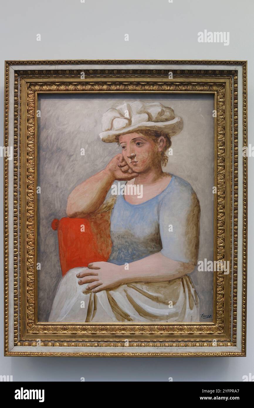 Woman hat picasso hi-res stock photography and images - Alamy Woman hat picasso hi-res stock photography and images - Alamy