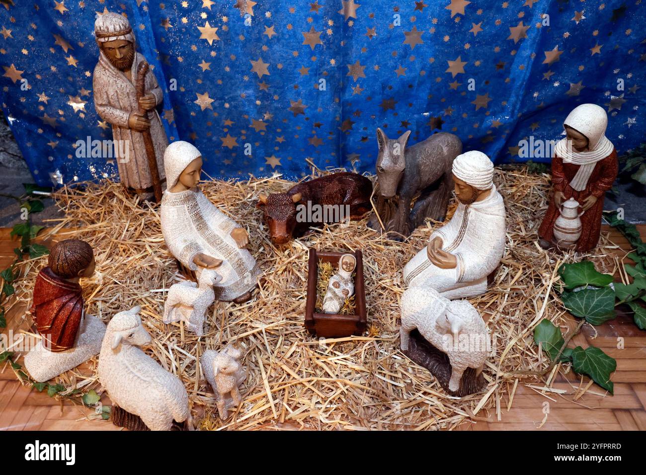 Holy family bethlehem hi-res stock photography and images - Alamy