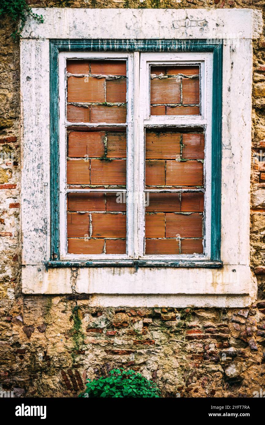 Weathered Window Feature Time worn window hi-res stock photography and images - Alamy