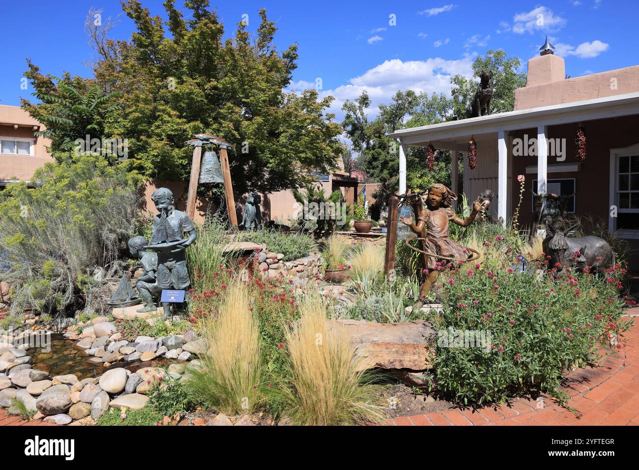 Canyon Road, Santa Fe, New Mexico, a street dedicated to the country's finest art, with over a 100 galleries, boutiques & restaurants in one half mile. Stock Photo