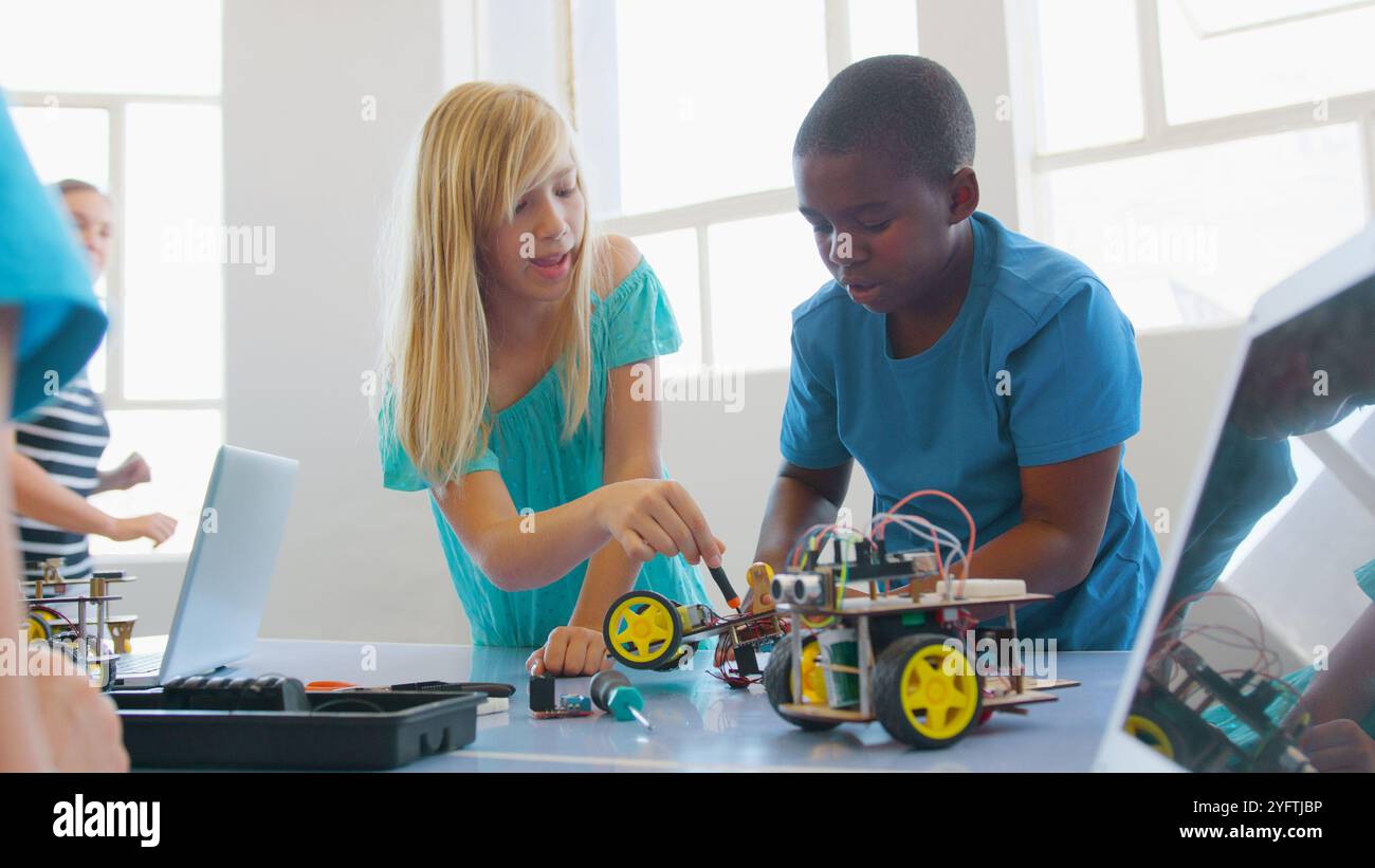 Computer programming teacher hi-res stock photography and images - Alamy