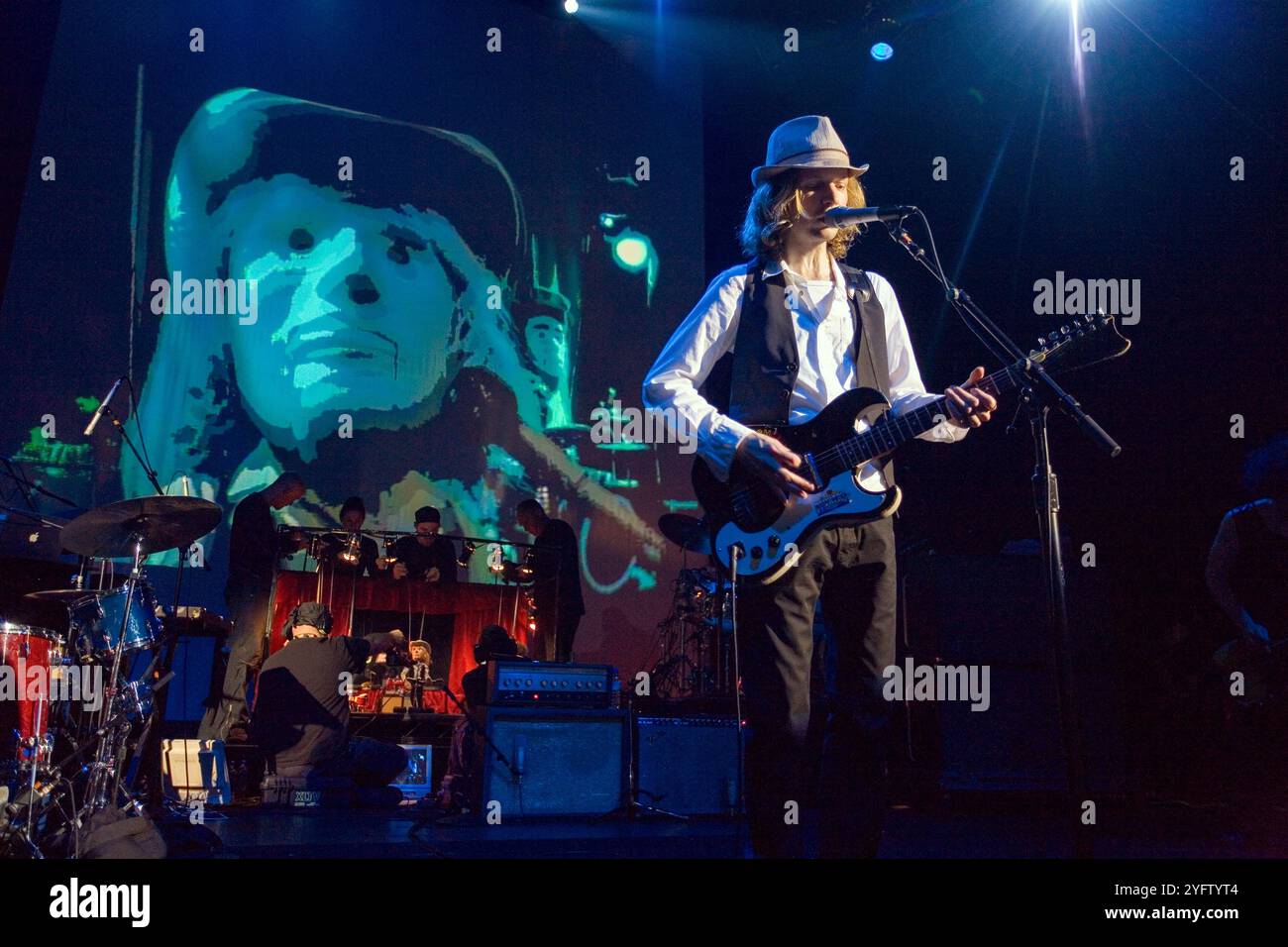 Beck puppet show hi-res stock photography and images - Alamy