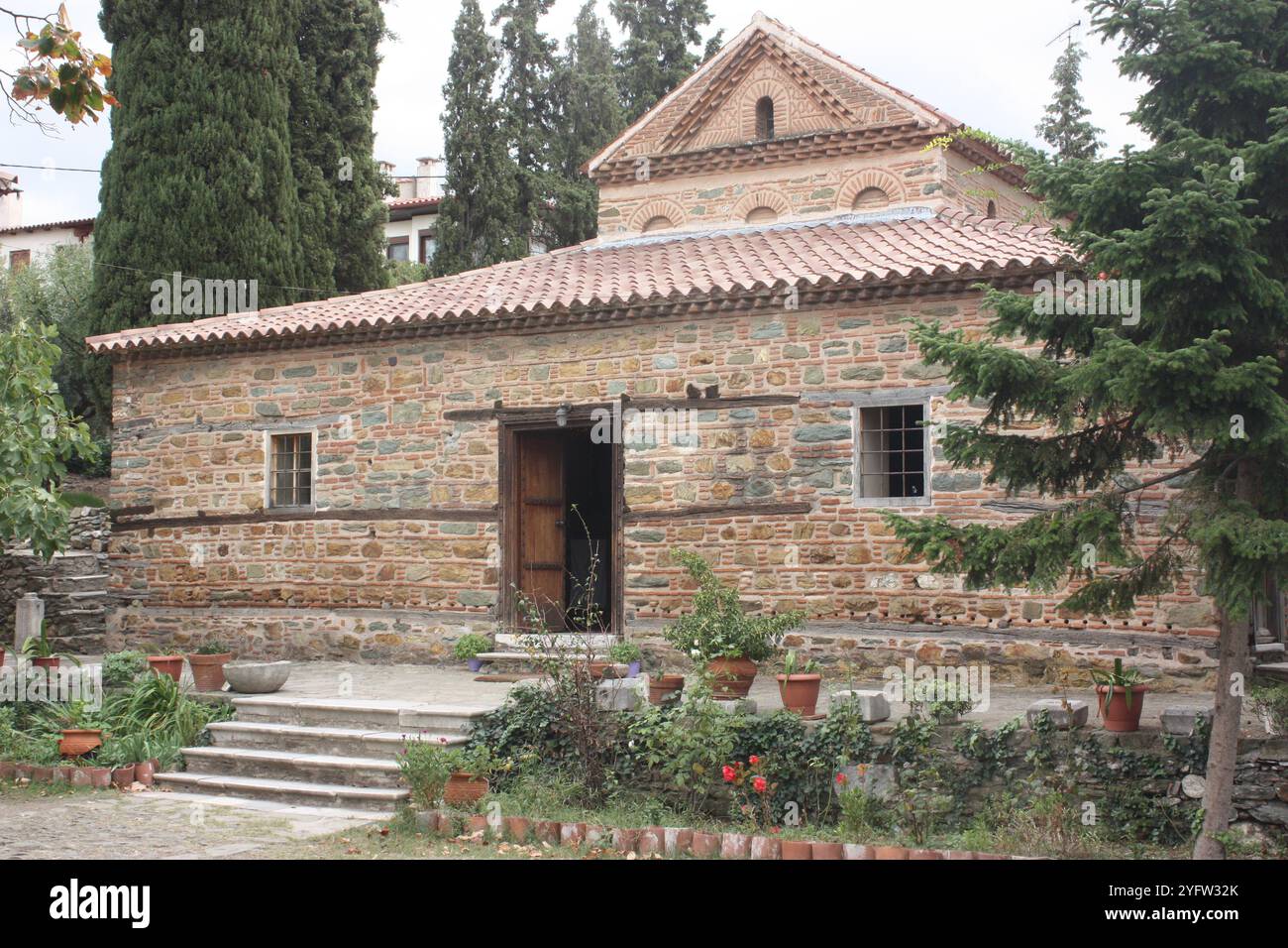Saint nicholas orphanos hi-res stock photography and images - Alamy