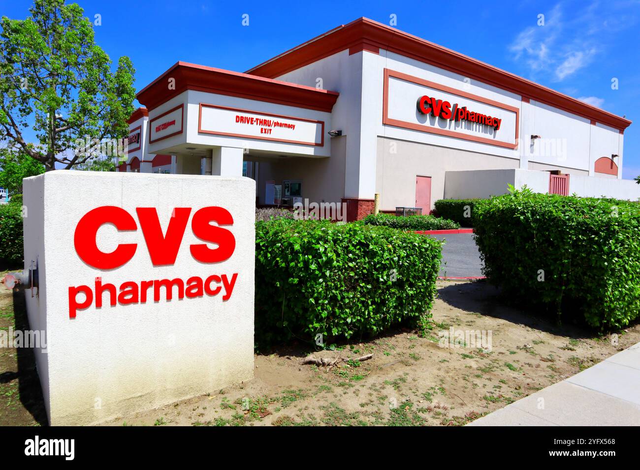 Cvs Drive Thru Pharmacy Hi Res Stock Photography And Images Alamy
