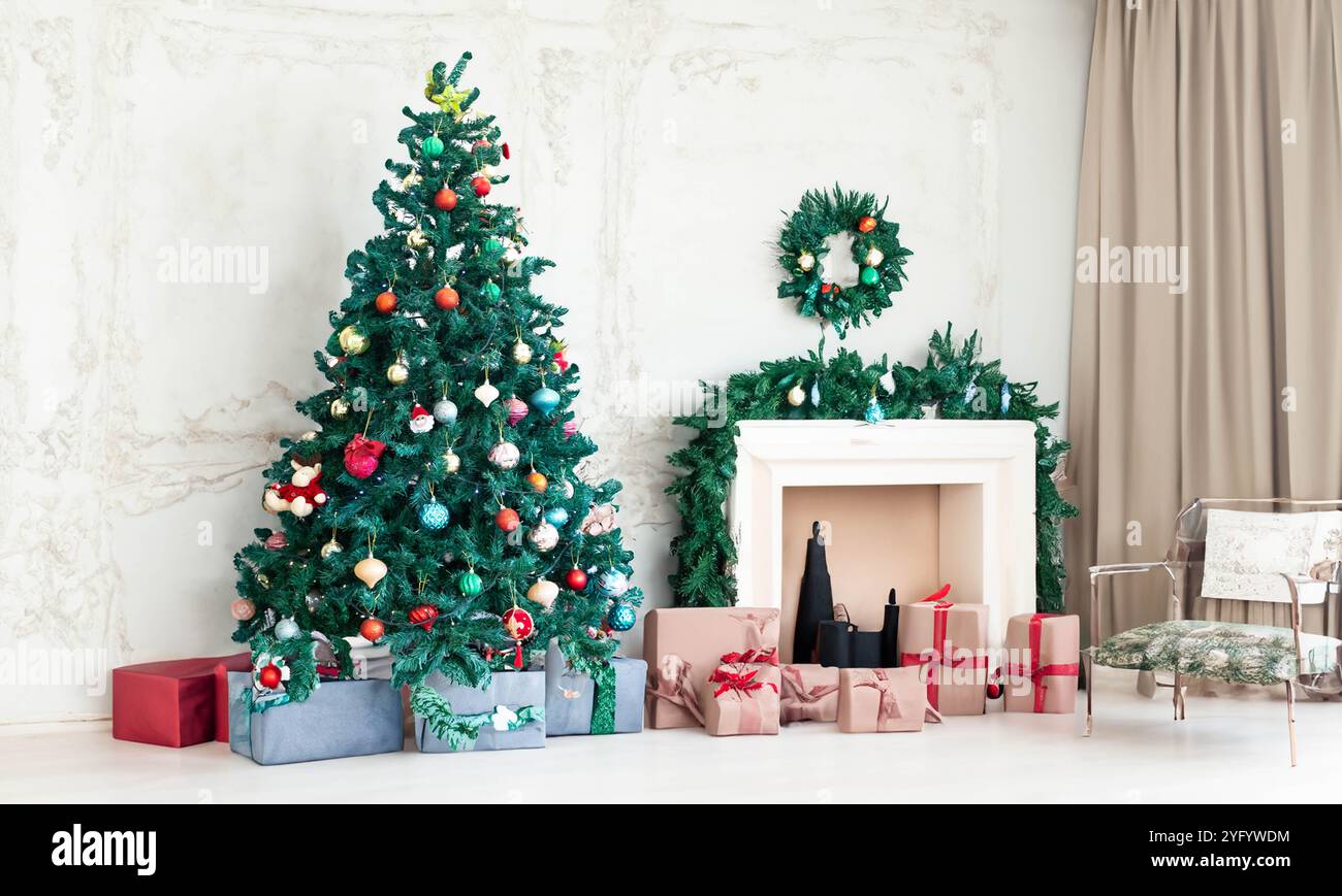 Decorated for christmas 2024 hi-res stock photography and images - Alamy