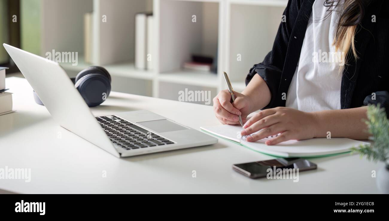 Inclusive workspace hi-res stock photography and images - Alamy