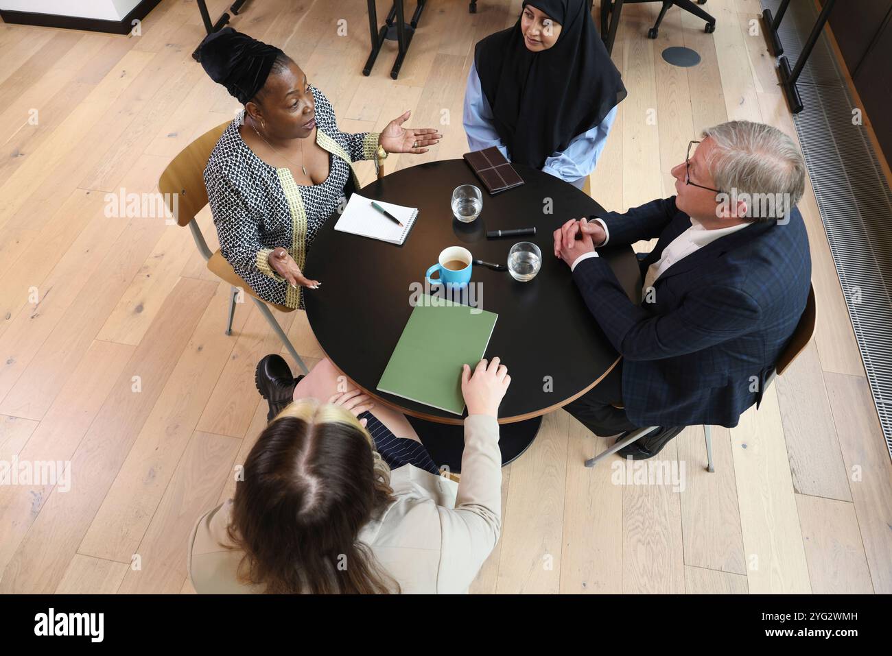 Diverse businessman meeting hi-res stock photography and images - Alamy