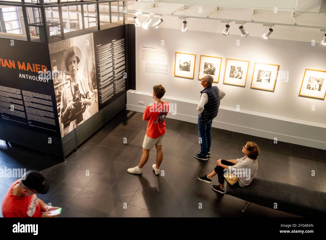pic-shows-nice-france-october-2024-vivian-maier-exhibition-the-museum