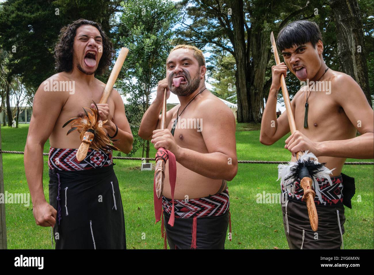 Maori males hi-res stock photography and images - Alamy