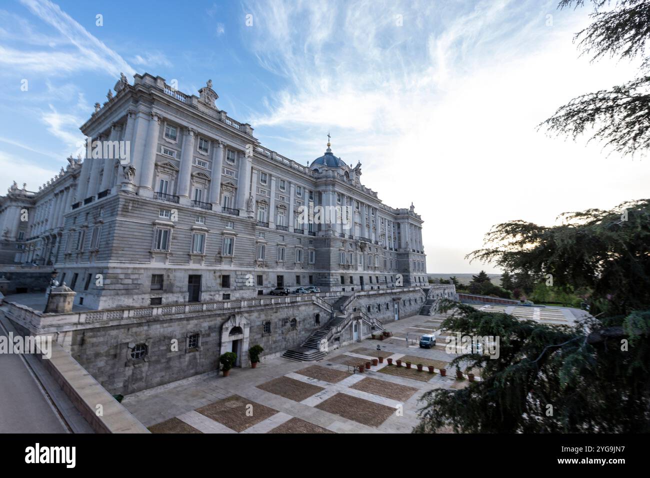 Facade of the royal palace hi-res stock photography and images - Alamy