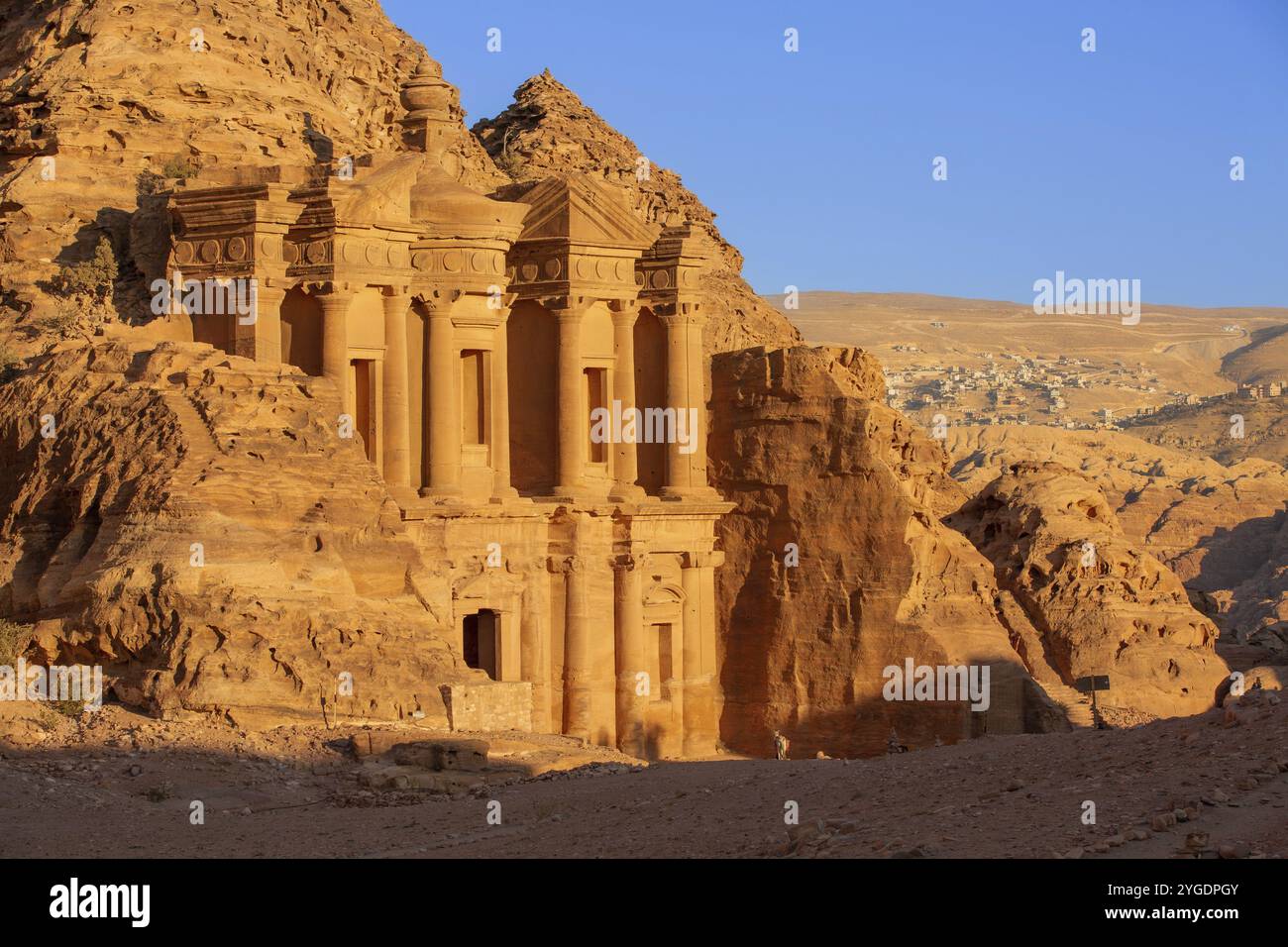 Temples in petra hi-res stock photography and images - Alamy