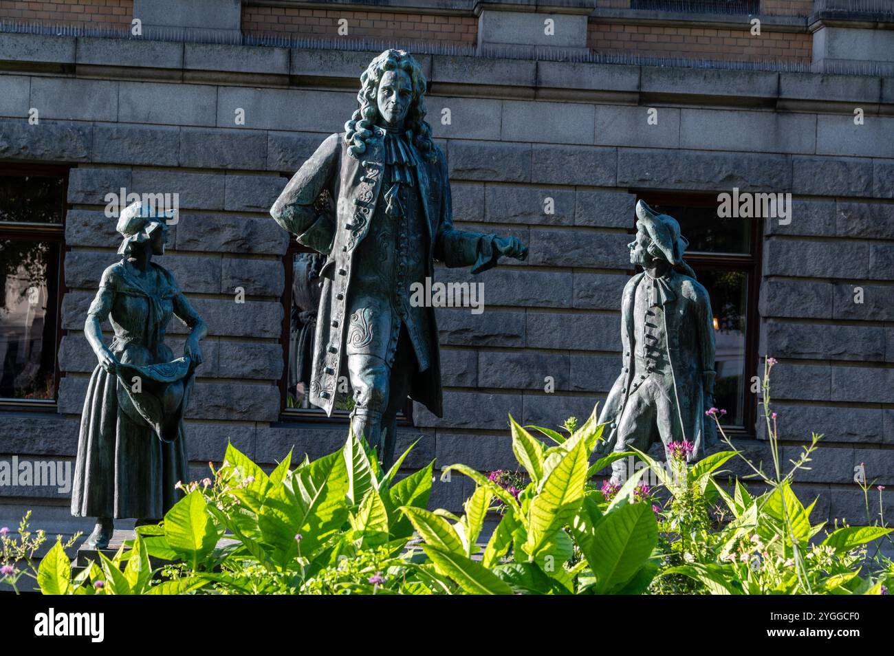 Ludvig-Holberg The monument of Ludvig-Holberg between the comedy ...
