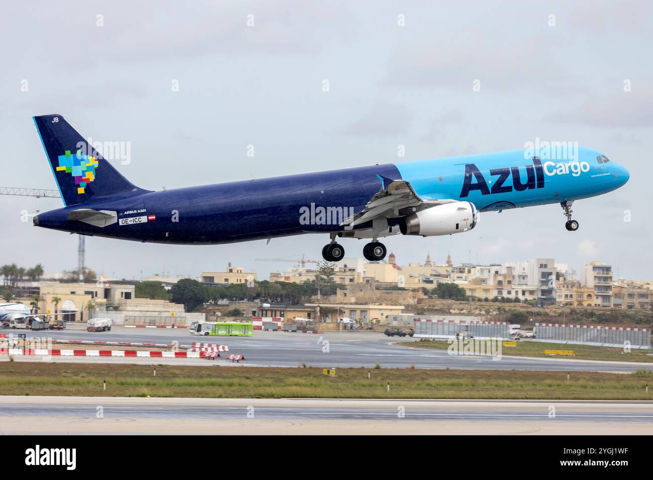 Azul air airbus a321 hi-res stock photography and images - Alamy Azul air airbus a321 hi-res stock photography and images - Alamy