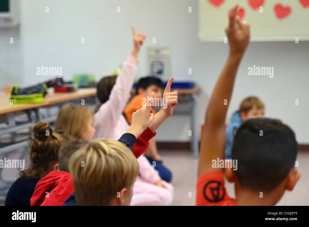 Topic Lesson Primary Images Topic photo; school lesson at a primary school in Bavaria, 2nd grade ...