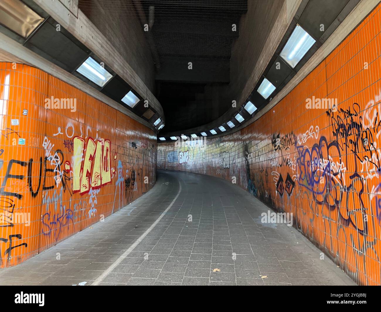 Underpass towards the ICC (Internationales Congress Centrum) and Messe Berlin. Westend, Charlottenburg-Wilmersdorf, Berlin, Germany. 5th October 2023. - Smartphone Captured Stock Image
