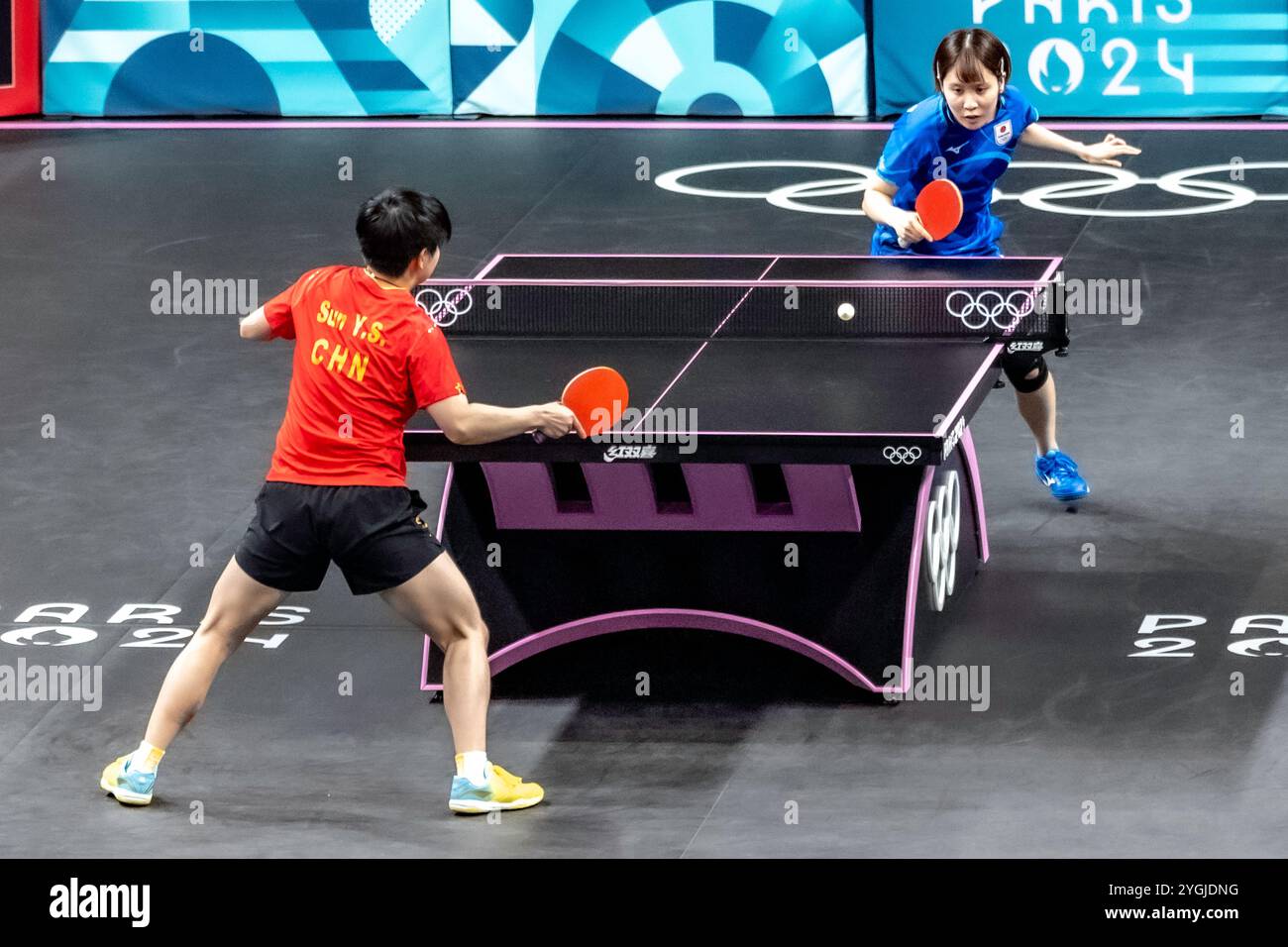 Table tennis – women's team gold medal match. Sun Yingsha -L-(CHN), Olympic Champions, vs Miu Hirano (JPN) at the 2024 Olympic Summer Games. Stock Photo