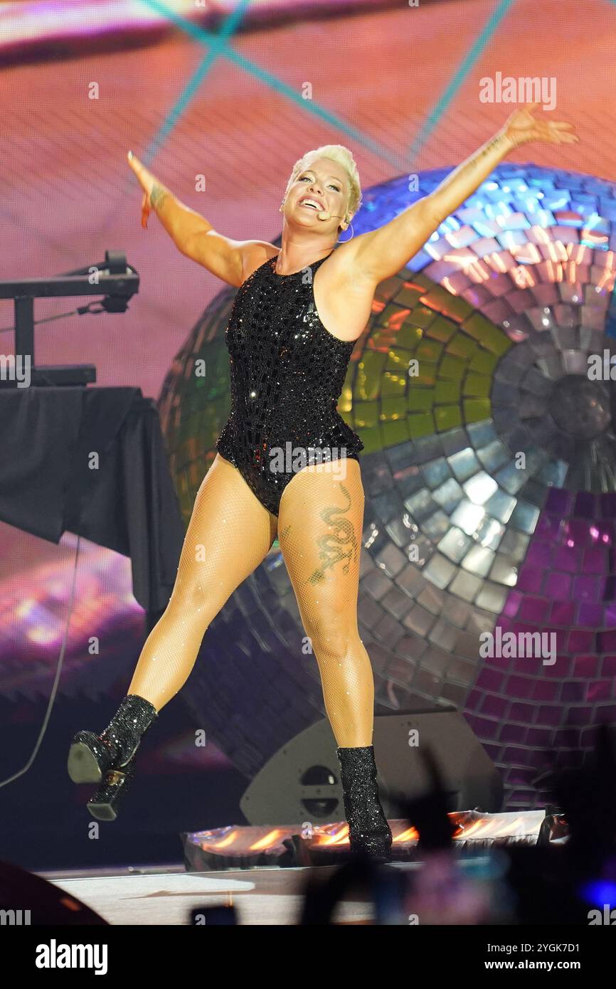 T-shirt P!NK Trauma Tour Noir - Taille S, Coton, Unisexe, Neuf Sans étiquettes