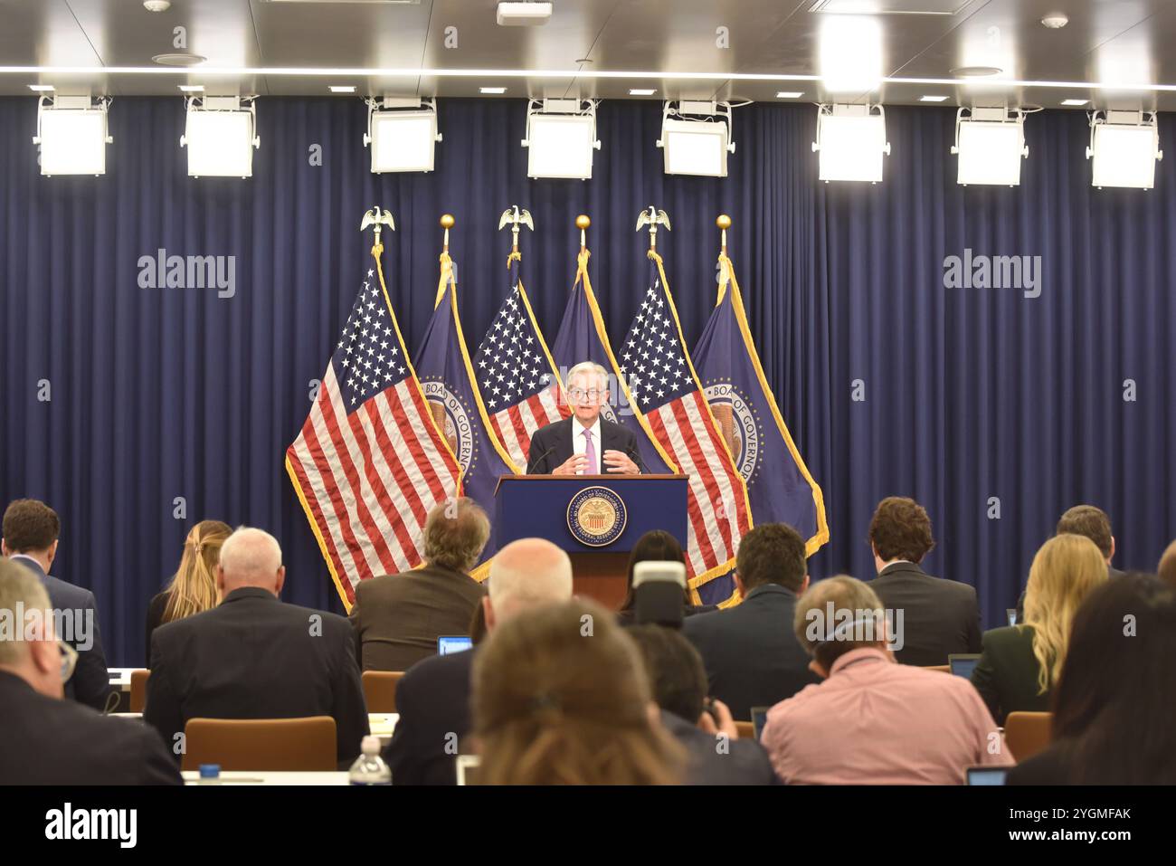 Federal reserve announces interest rate cut hires stock photography
