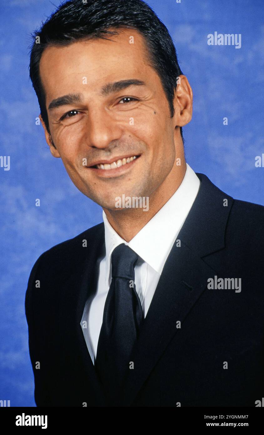 Türkischer schauspieler hi-res stock photography and images - Alamy